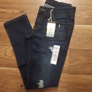 Levi's low rise 545 skinny jeans new with tags